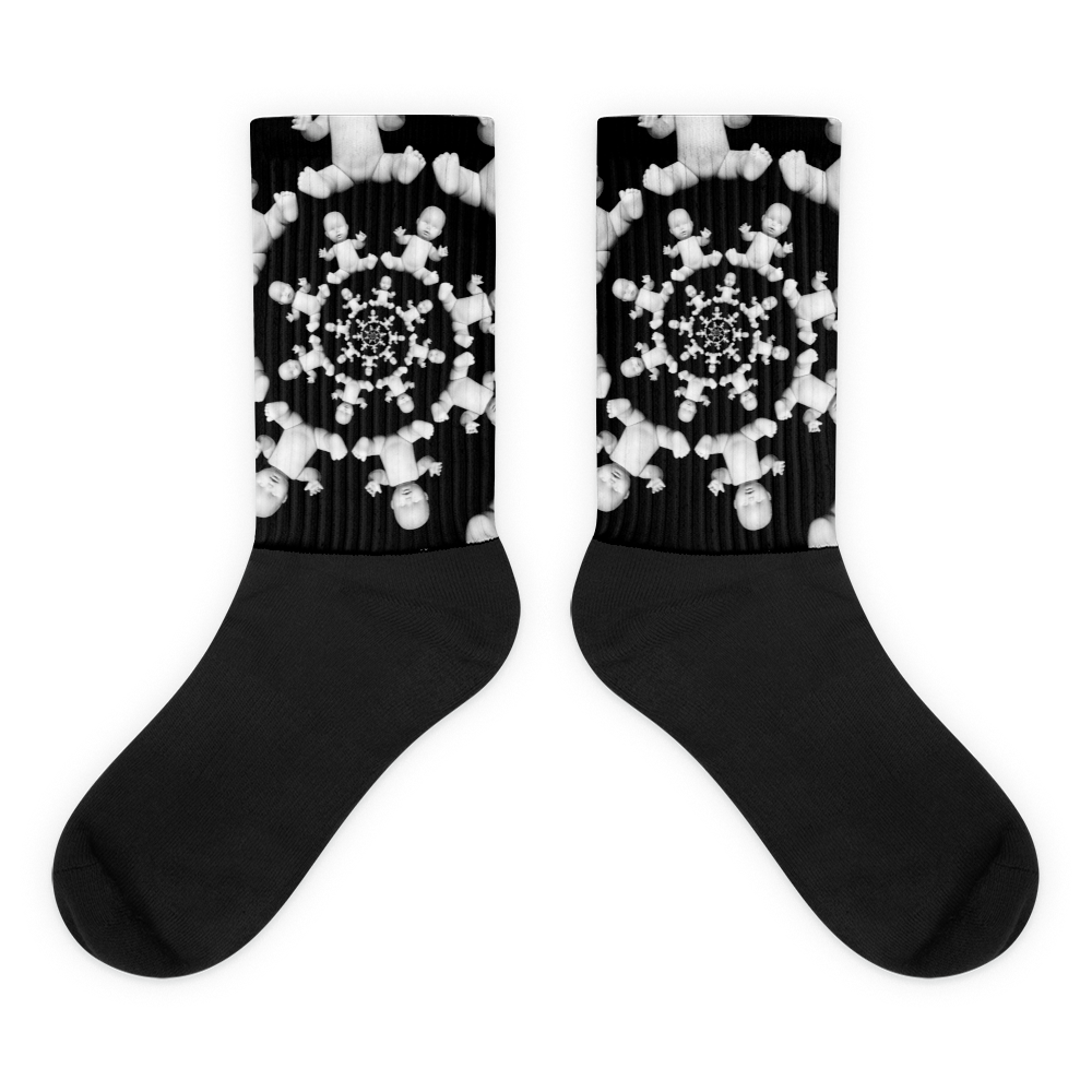 Inspired by the Fibonacci spiral, artskul's first line of socks features our classic icon from the baby pop collection. These fun and comfy socks come with a cushioned bottom and feature a one-of-a-kind design. They are sublimation printed and you don't have to worry about fading.  Limited Edition. Made on